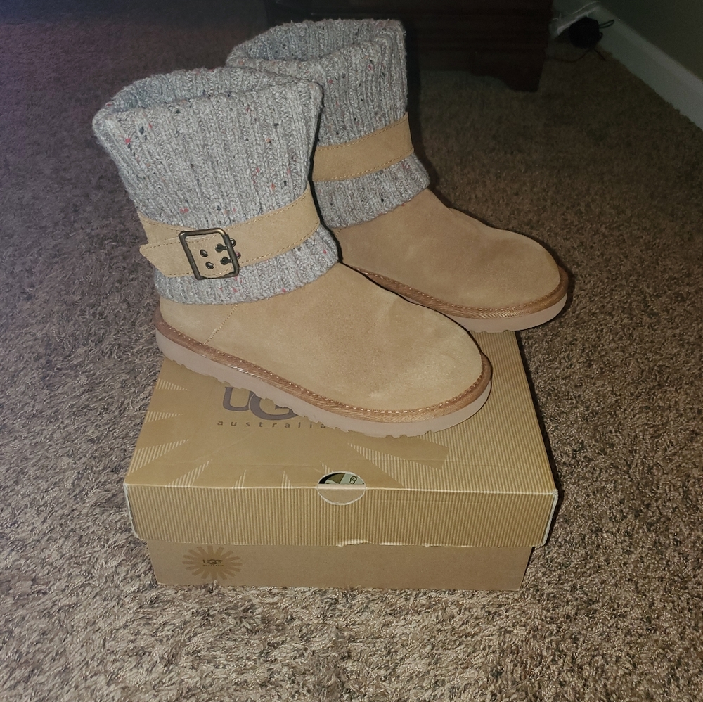 Womens UGGS size 7 Cambridge Boot
